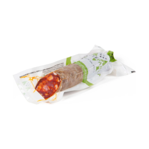 Chorizo Ibérico de Bellota Monteparra 100 g sobre fondo blanco